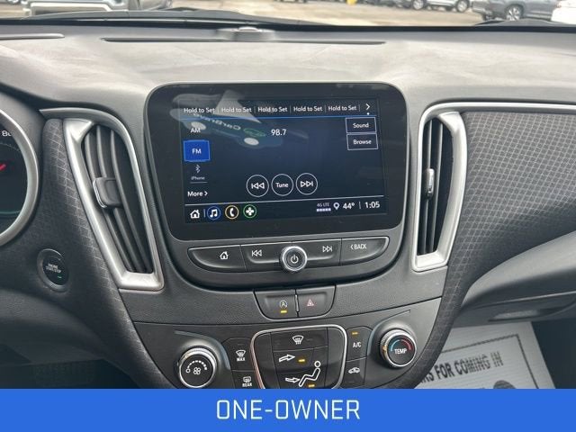 2025 Chevrolet Malibu LS