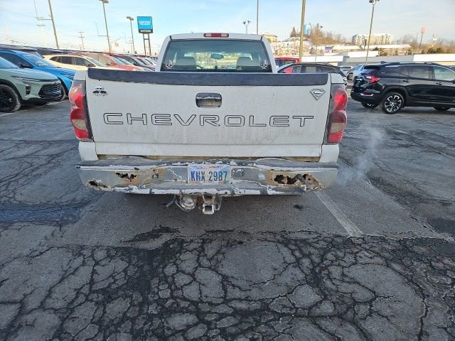 2004 Chevrolet Silverado 1500 Work Truck
