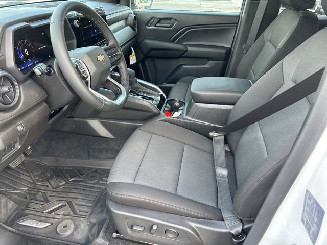 2025 Chevrolet Colorado WT/LT