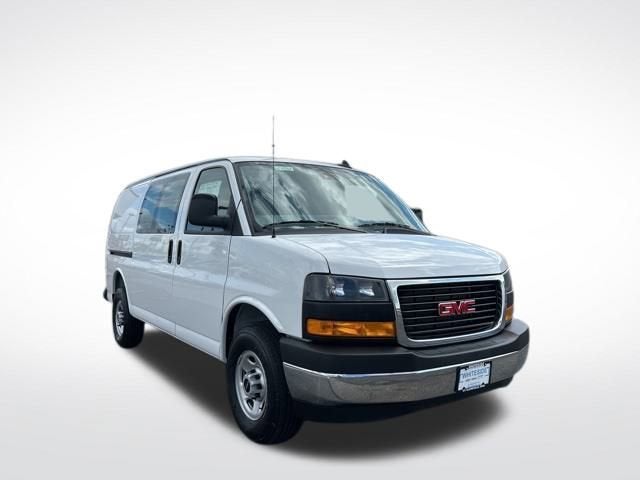 2025 GMC Savana Cargo 2500 Work Van