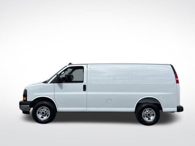 2025 GMC Savana Cargo 2500 Work Van