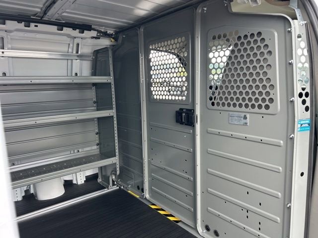 2025 GMC Savana Cargo 2500 Work Van