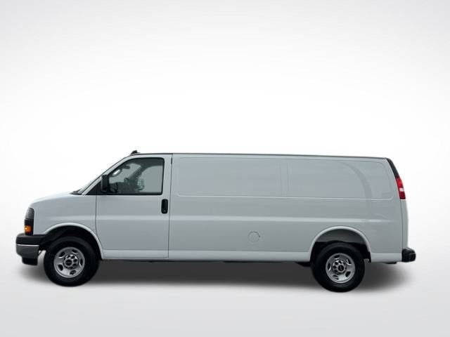 2025 GMC Savana Cargo 2500 Work Van