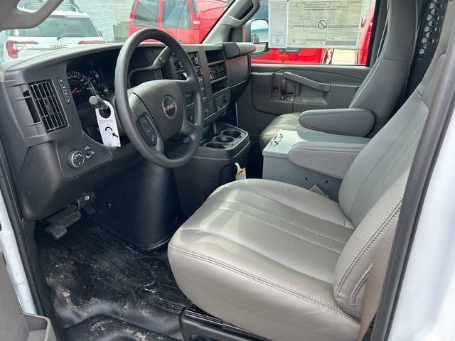 2025 GMC Savana Cargo 2500 Work Van