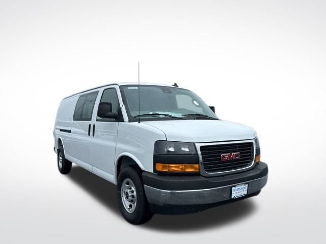 2025 GMC Savana Cargo 3500 Work Van