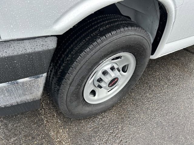 2025 GMC Savana Cargo 3500 Work Van