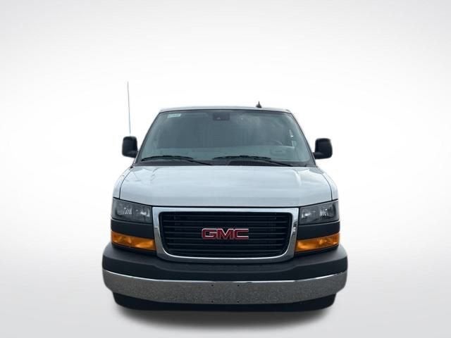 2025 GMC Savana Cargo 3500 Work Van