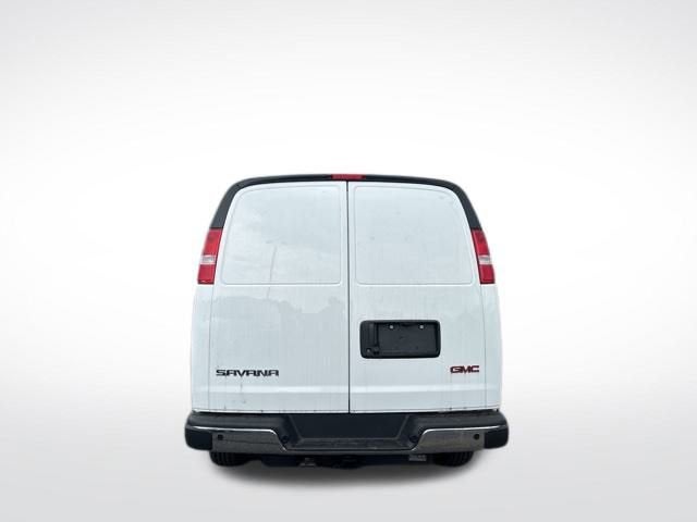 2025 GMC Savana Cargo 3500 Work Van