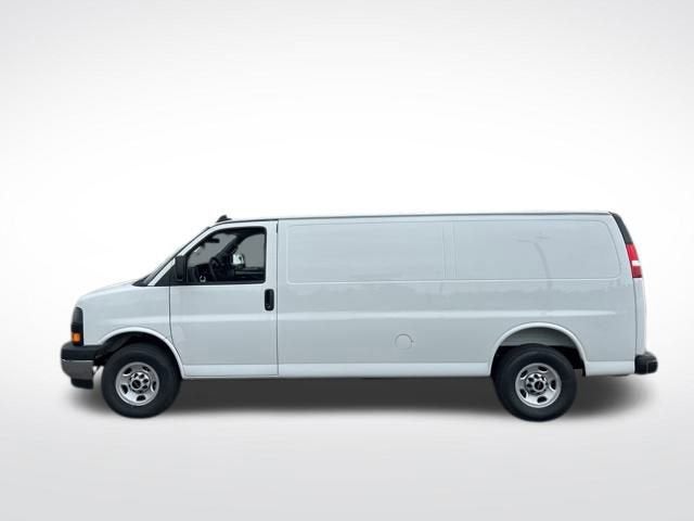 2025 GMC Savana Cargo 3500 Work Van