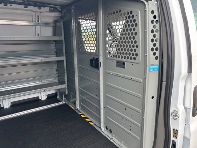 2025 GMC Savana Cargo 3500 Work Van