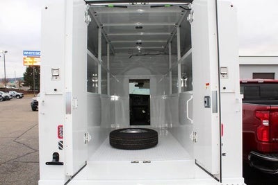 2024 Chevrolet Express Cutaway 3500 1WT