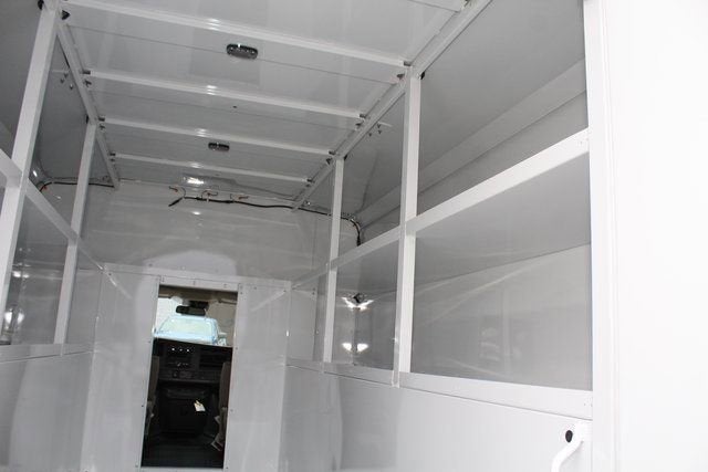 2024 Chevrolet Express Cutaway 3500 1WT