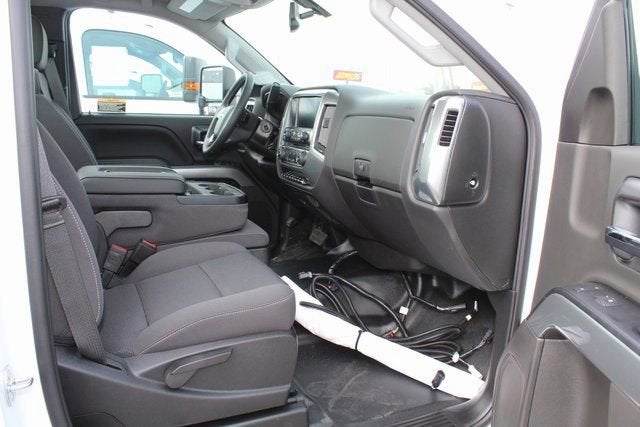 2024 Chevrolet Silverado 5500 HD LT