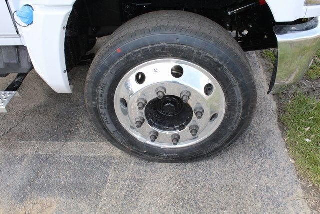 2024 Chevrolet Silverado 5500 HD LT