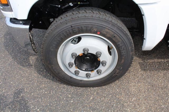 2023 Chevrolet Silverado 6500 HD Work Truck