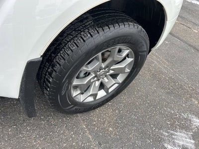 2021 Nissan Frontier Crew Cab SV 4x4