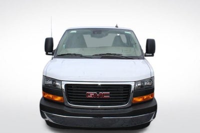 2024 GMC Savana Cutaway 3500 1WT