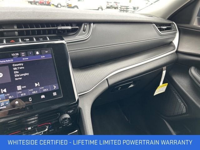 2023 Jeep Grand Cherokee L Laredo 4x4