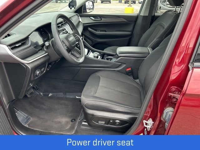 2023 Jeep Grand Cherokee L Laredo 4x4