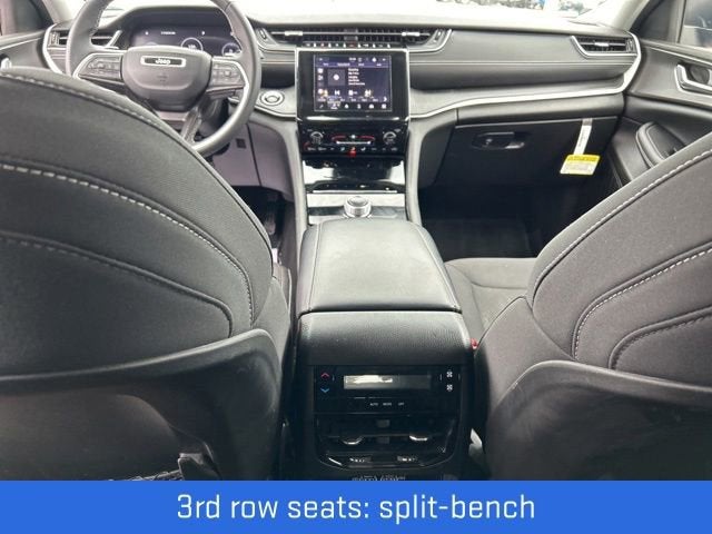 2023 Jeep Grand Cherokee L Laredo 4x4