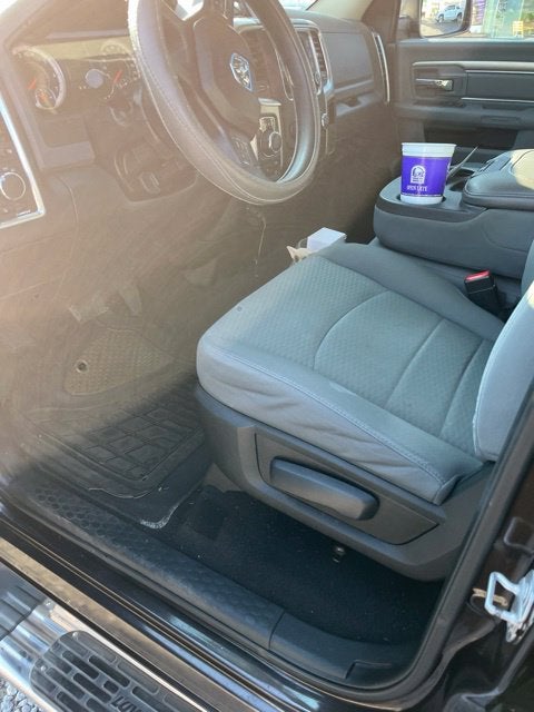 2017 RAM 1500 SLT
