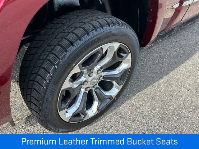 2020 RAM 1500 Limited Crew Cab 4x4 5'7" Box