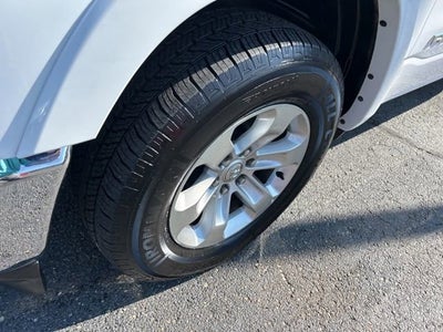 2022 RAM 1500 Laramie Crew Cab 4x4 5'7" Box