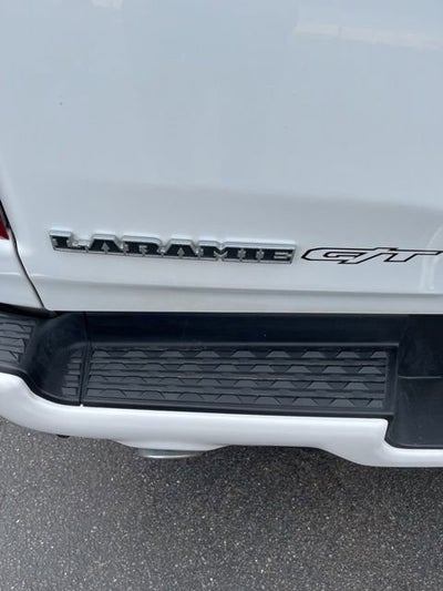 2022 RAM 1500 Laramie Crew Cab 4x4 5'7" Box