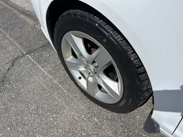 2011 Chevrolet Malibu LS w/1LS