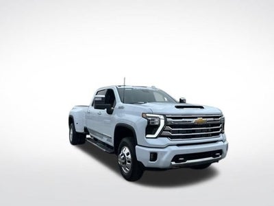 2026 Chevrolet Silverado 3500 HD High Country DRW