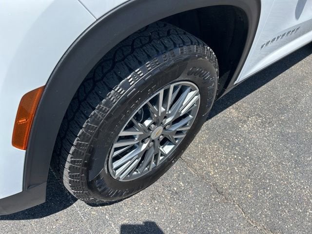 2025 Chevrolet Traverse LT - Photo 17