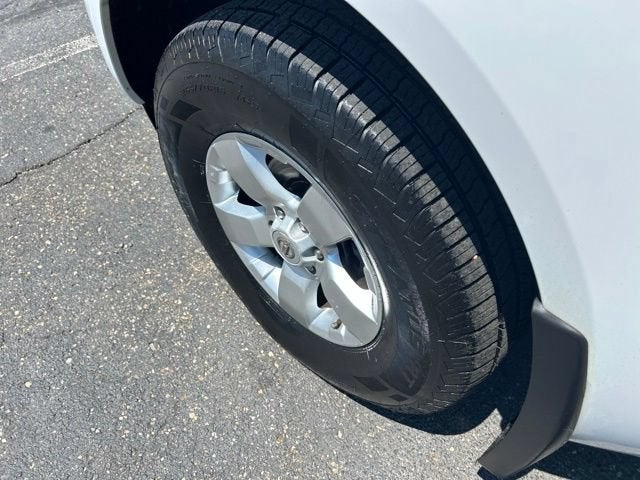 2012 Nissan Frontier SV