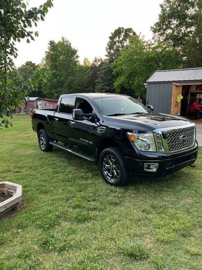 2017 Nissan TITAN XD SV Diesel