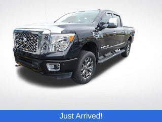 2017 Nissan TITAN XD SV Diesel