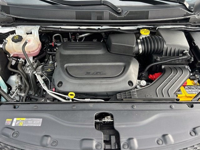 2024 Chrysler Voyager LX