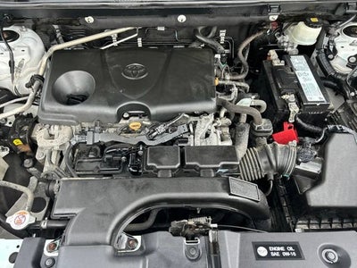 2020 Toyota RAV4 LE