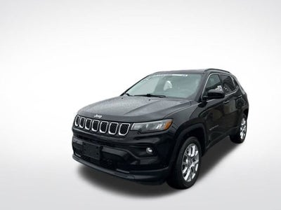 2023 Jeep Compass Latitude Lux FWD