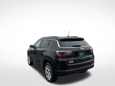 2023 Jeep Compass Latitude Lux FWD
