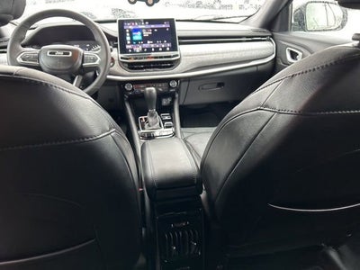 2023 Jeep Compass Latitude Lux FWD