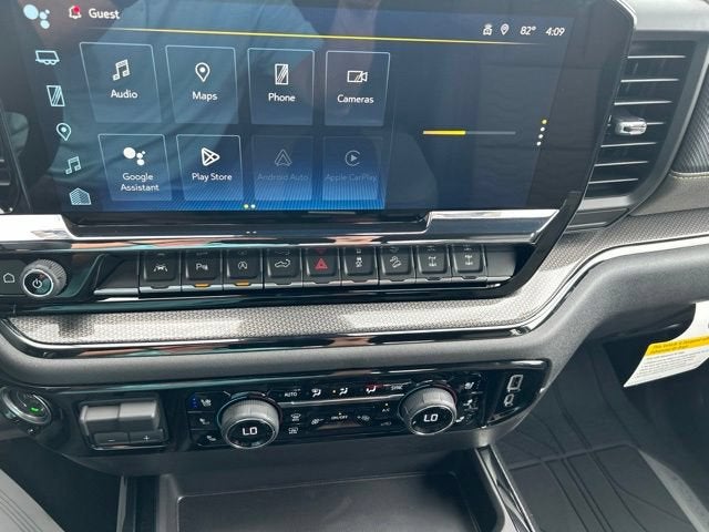 2026 Chevrolet Silverado 1500 ZR2 - Photo 3