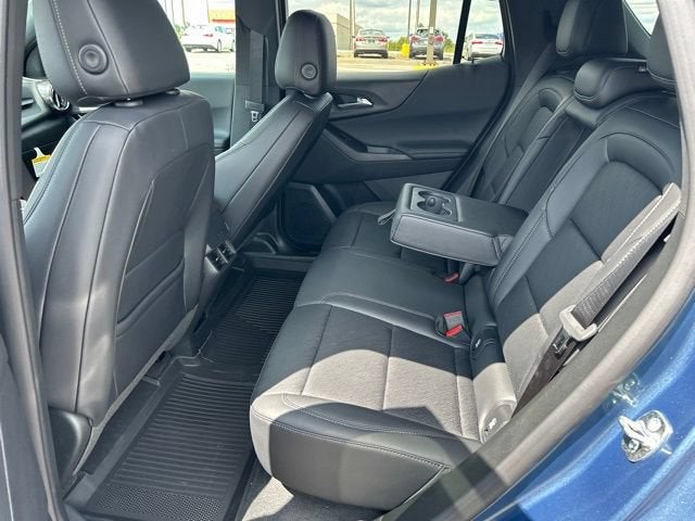 2027 Chevrolet Equinox LT - Photo 8