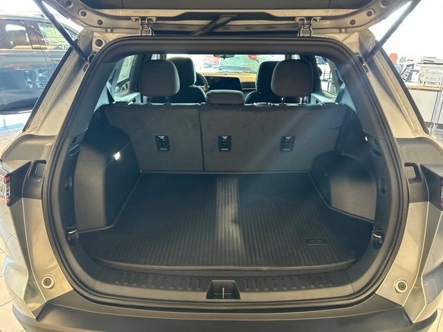 2027 Chevrolet Equinox LT - Photo 19