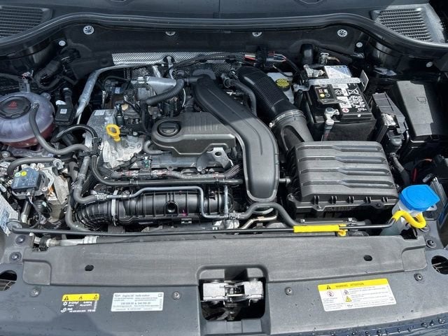 2025 Volkswagen Taos SE