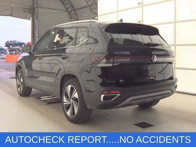 2025 Volkswagen Taos SE
