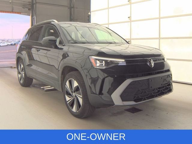 2025 Volkswagen Taos SE