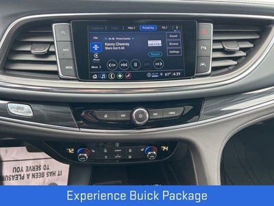 2022 Buick Enclave Essence