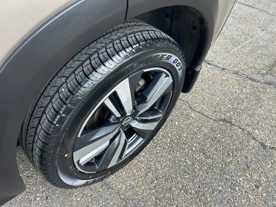 2023 Nissan Rogue SL Intelligent AWD