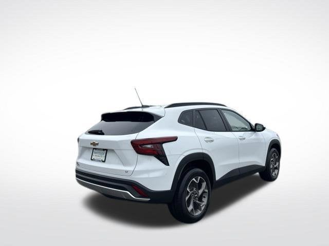 2026 Chevrolet Trax LT - Photo 12