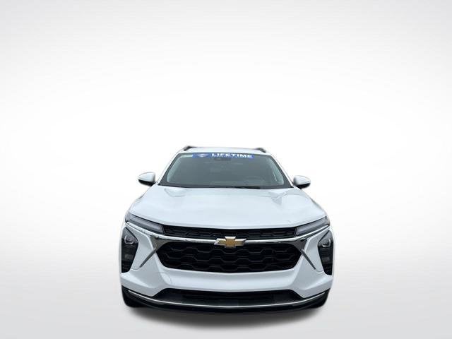 2026 Chevrolet Trax LT - Photo 13