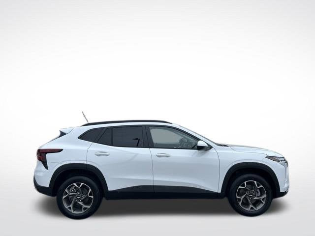 2026 Chevrolet Trax LT - Photo 16